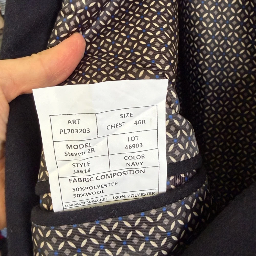 New with Tags Pierre Loren Navy Men's Blazer size 36R. Wool/Poly blend. Gorgeous - Picture 4 of 8